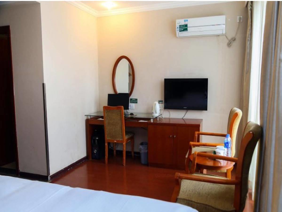 Greentree Inn Jiangsu Wuxi Hubin Business Street Business Hotel Wuxi (Jiangsu) Exterior foto