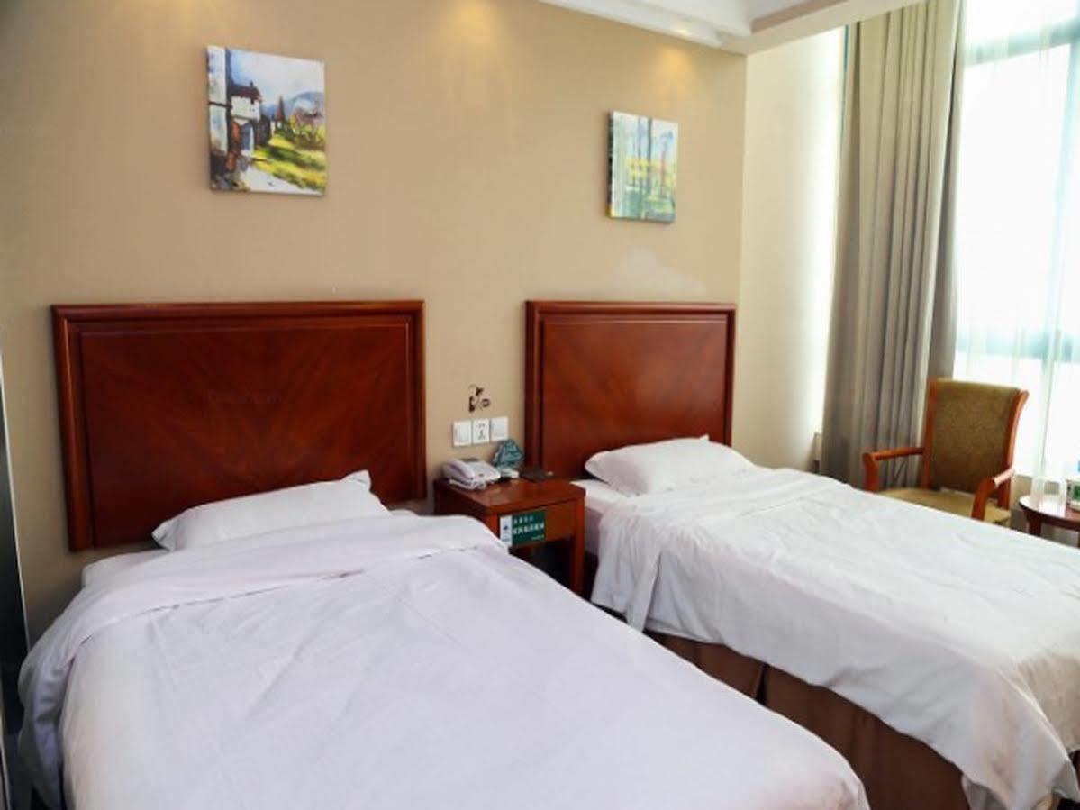 Greentree Inn Jiangsu Wuxi Hubin Business Street Business Hotel Wuxi (Jiangsu) Exterior foto